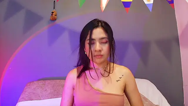 adara_johnson__ live