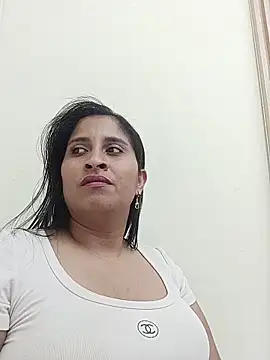 SofiaMendez1_ live