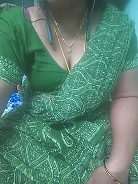 Tamil-kaviya98 live
