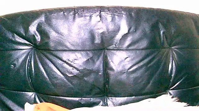 Bustypillows live