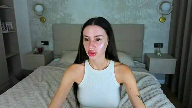 Snow_WhiteeeX live