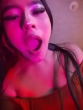 isasquirtt live