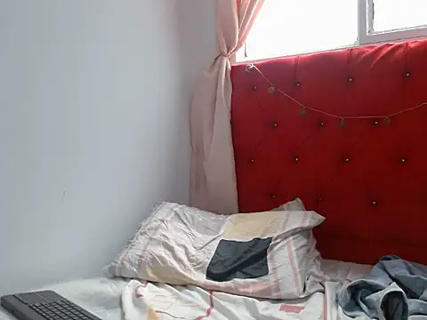 DianaHoot live