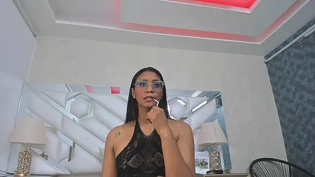 ZoeSmitth live