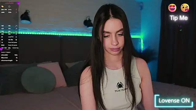 Dina___Fox live