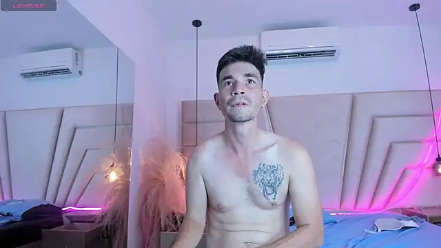 Luna_and_Axell live