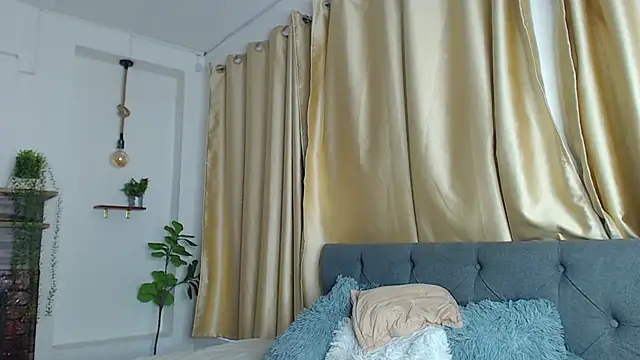 Emma_hassani profile