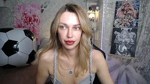 NickyAdamidi live