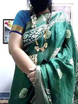 Tamil_white_beauty live
