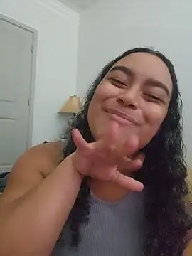 cinnaminnie live