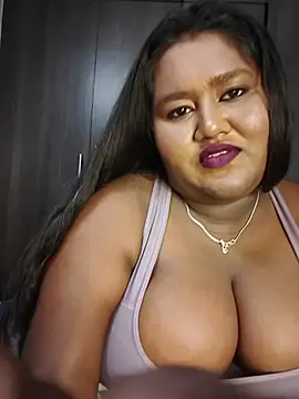 horny_diana live