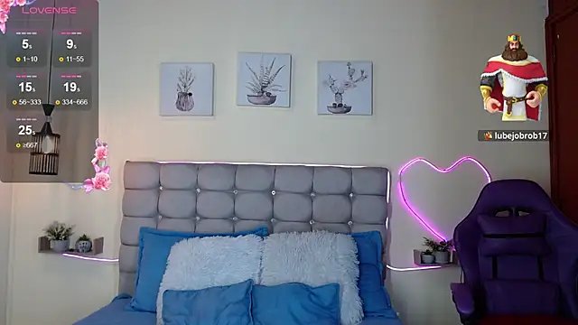 _naomi_s live