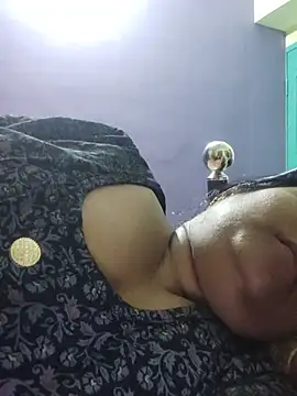 yamini1431 live