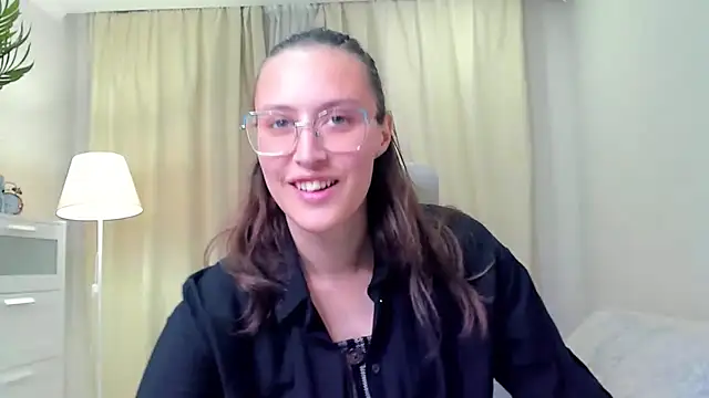 VivianCoskrey live