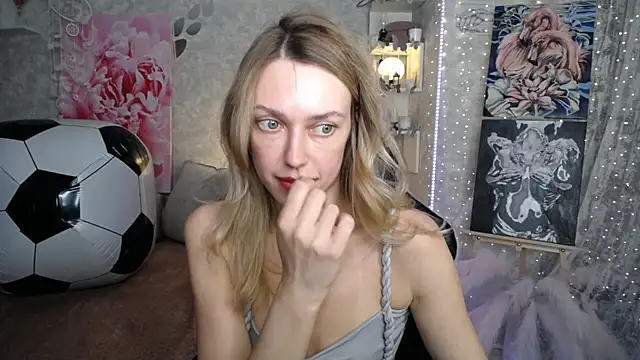 NickyAdamidi live