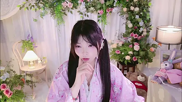 Zoe-001 live