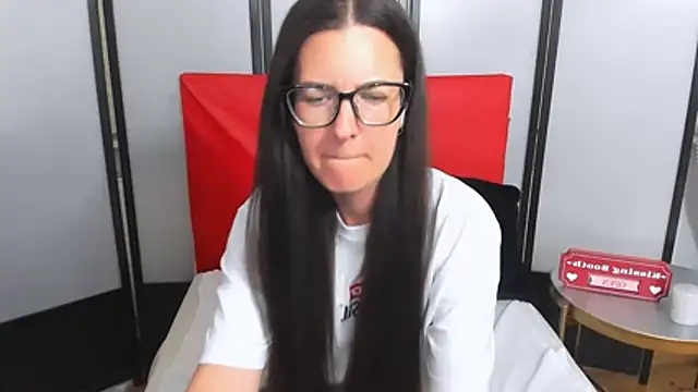 NadiaXlove live
