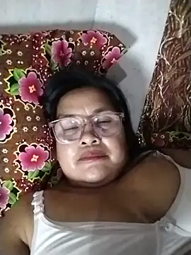 ClassyLady51 live