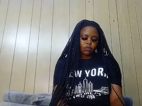 spicykittyy live