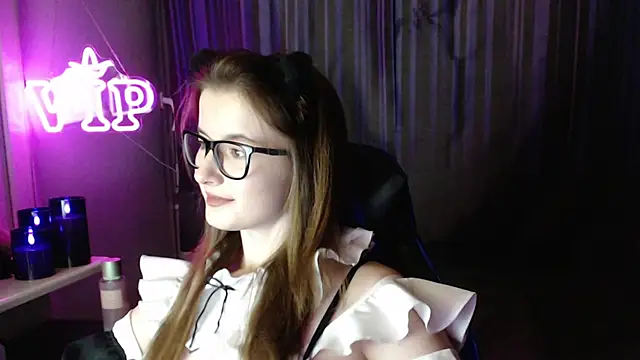 LunaXcherry live