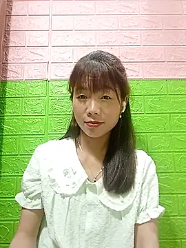 AmyLinee01 live