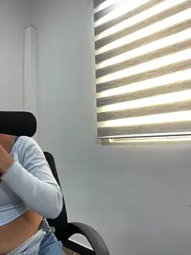 Juliethademon live