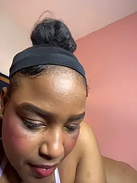 Ayla_Noir live