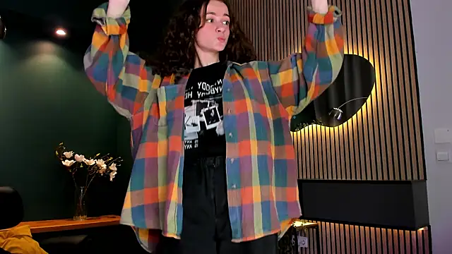 Curly_Moon live