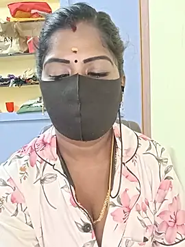 tamilammukuttyy live