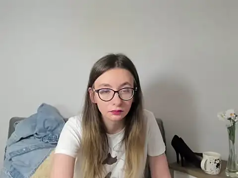 AnnaNatural live