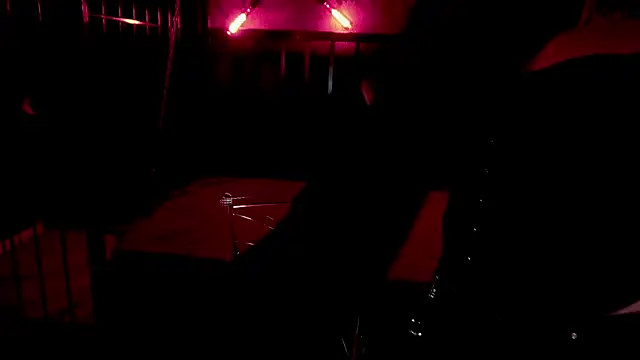 Tinker_Belll live