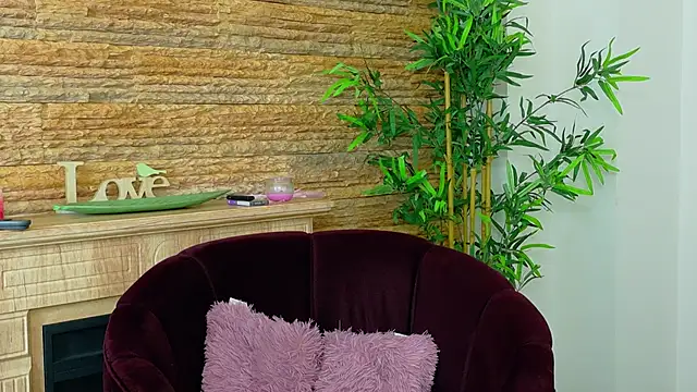 MiaaAngell live