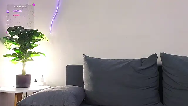 too_sexxxy live