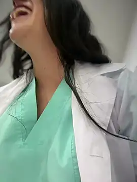 CAROLINE__07 live