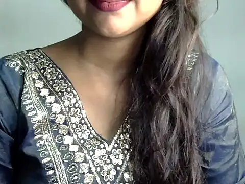 Glamorous_Shona live