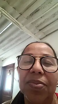 Ladymilf12 live