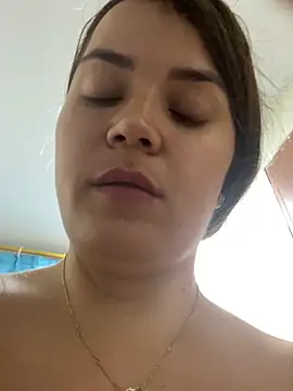 Samanta_Rave live