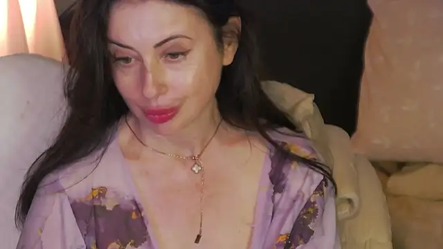 Mia_Lovi live