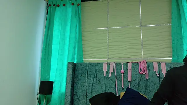 Roselle_Mochi live