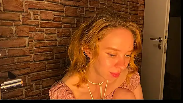 ElizaStorm live