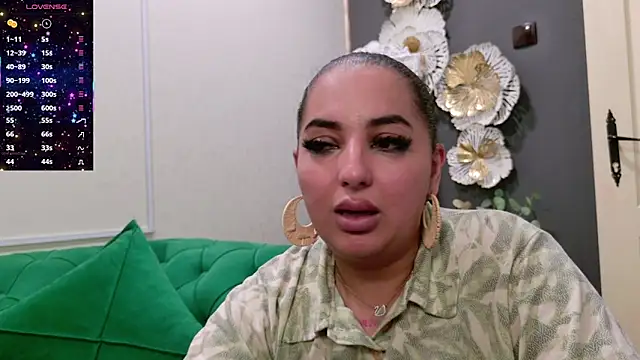 BustyAllyy live