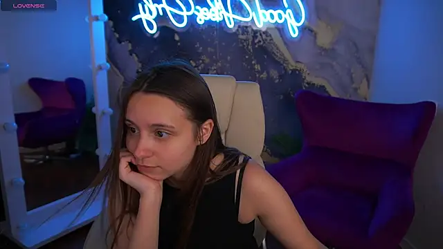 TinyNatalie live