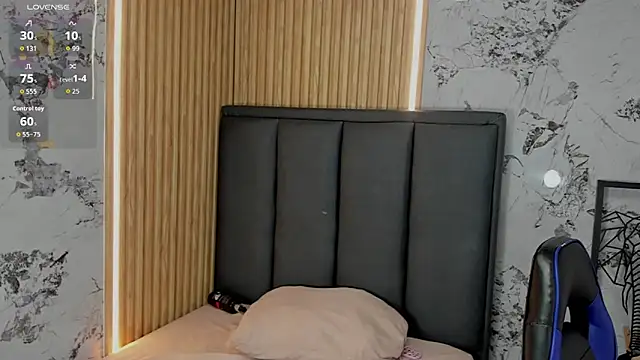 Maya_johnson2 live