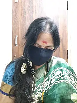 Tamil_white_beauty live