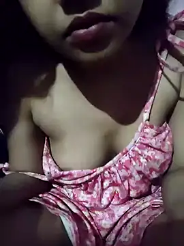 ALIZA_FENDY live
