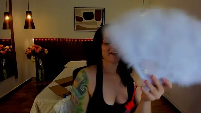KatherineBond live