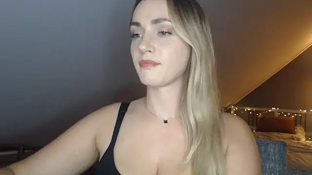 ScarlettSensitive live