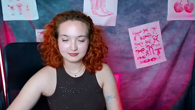 MissAriaa live