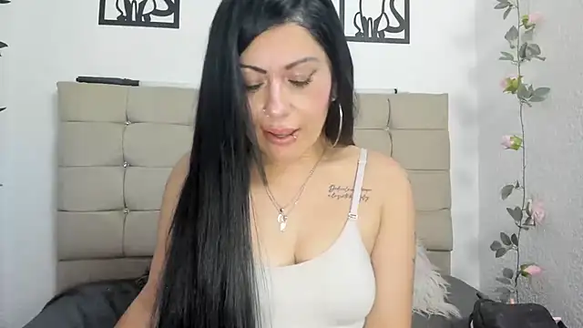Tania_mature live