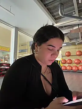 Siri_Luxx live